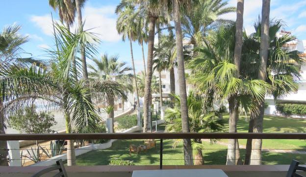 Apartamentos Playa Torrecilla Nerja Værelse billede
