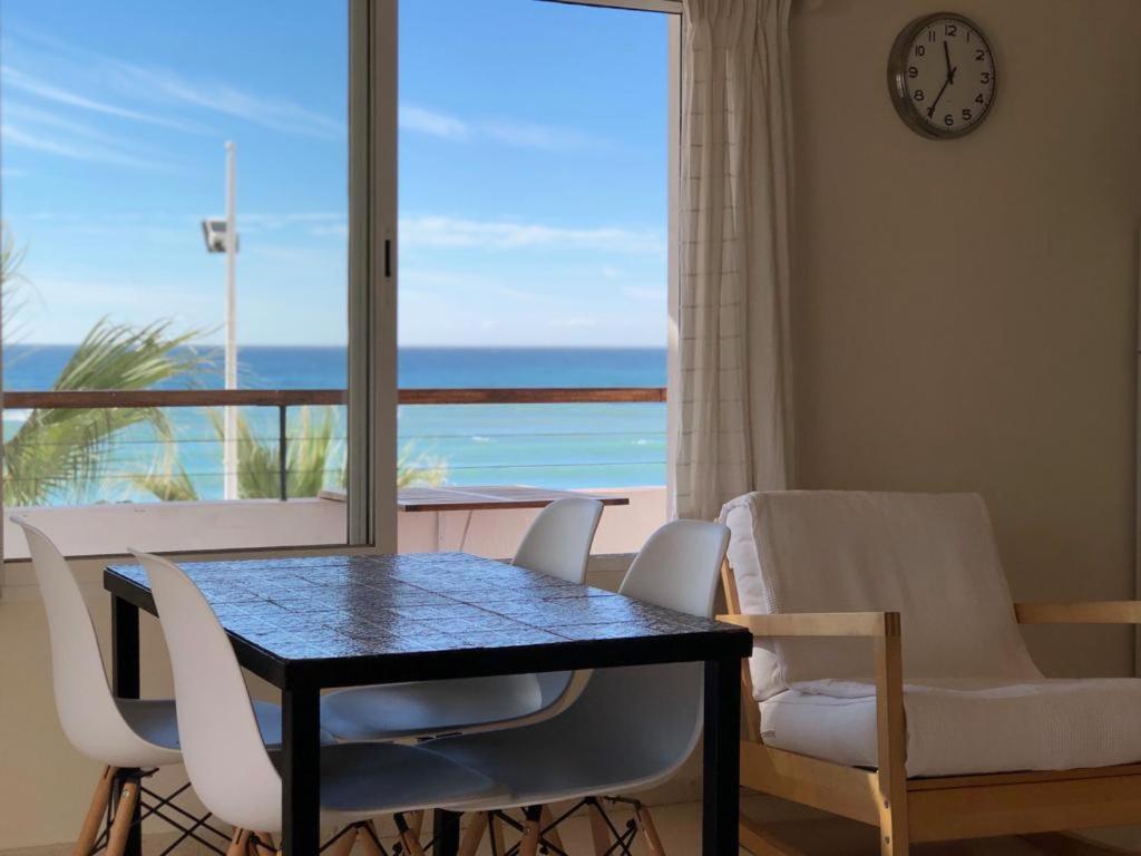 Apartamentos Playa Torrecilla Nerja Værelse billede