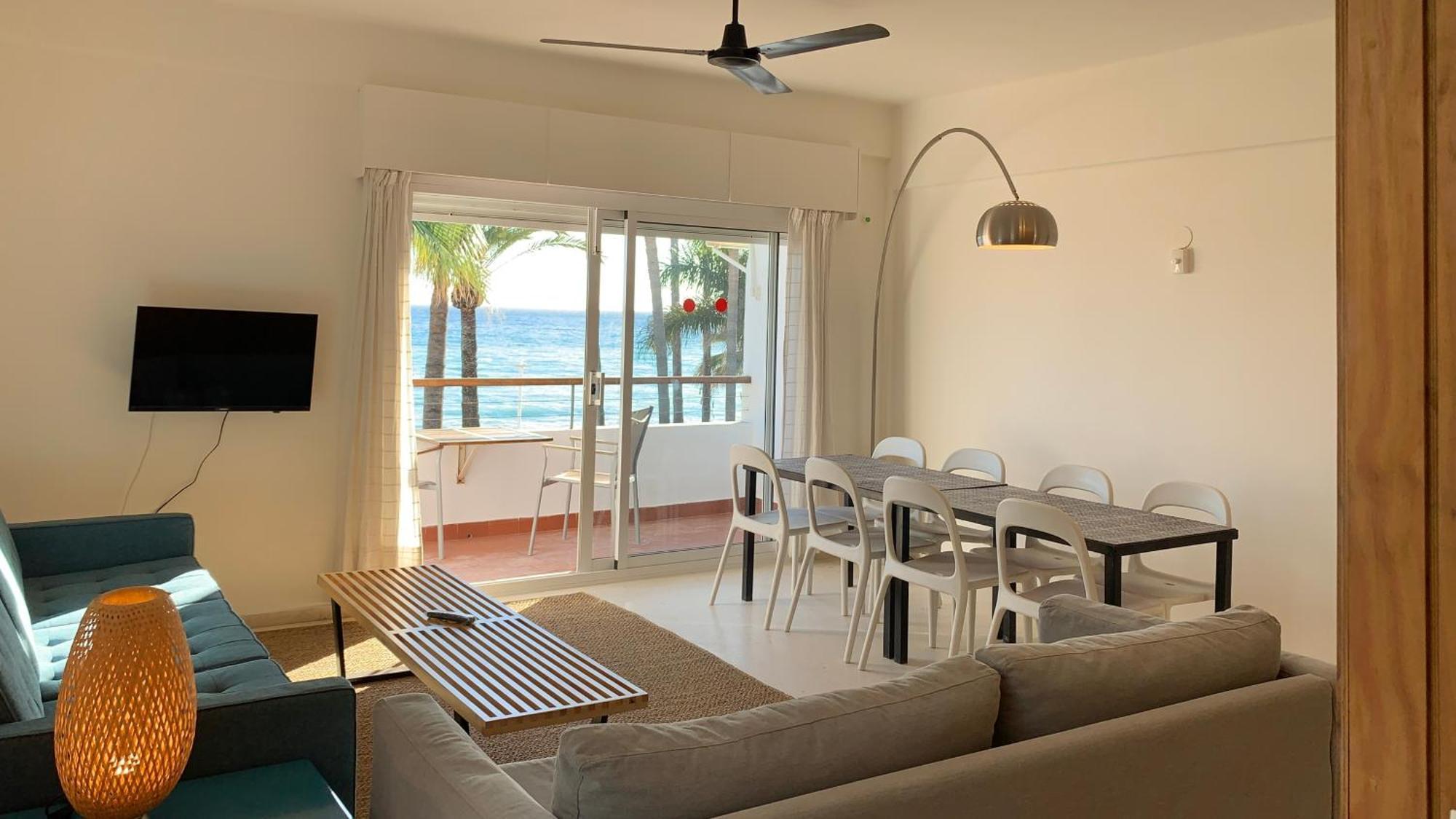 Apartamentos Playa Torrecilla Nerja Værelse billede
