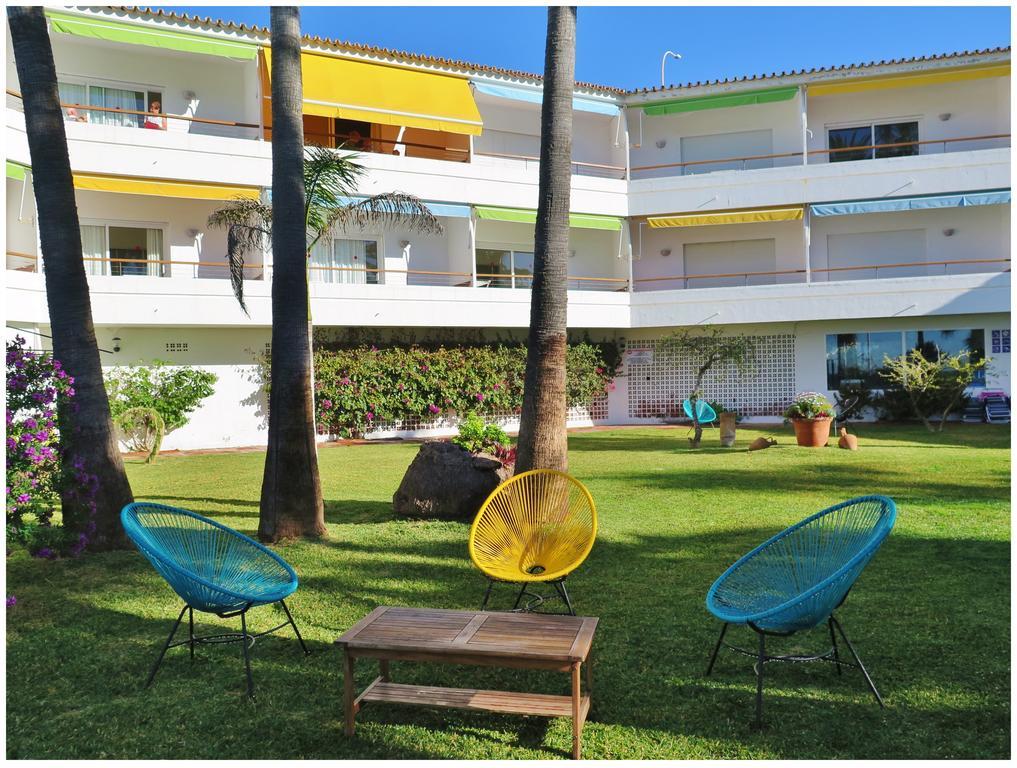 Apartamentos Playa Torrecilla Nerja Eksteriør billede