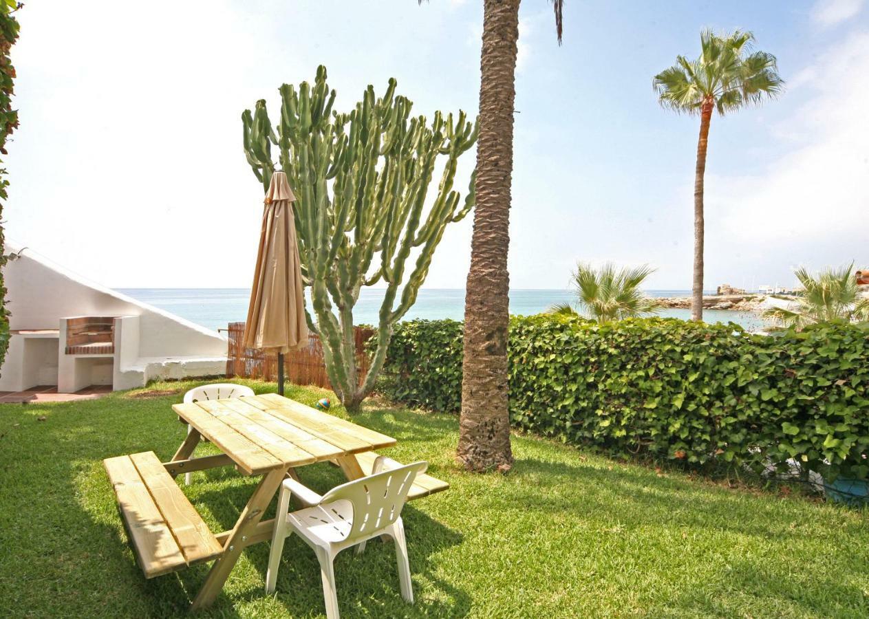 Apartamentos Playa Torrecilla Nerja Eksteriør billede