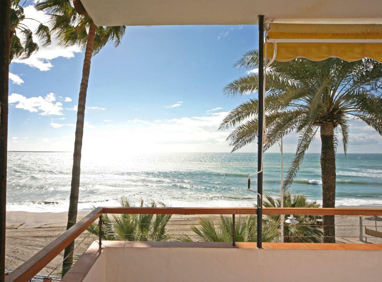 Apartamentos Playa Torrecilla Nerja Eksteriør billede