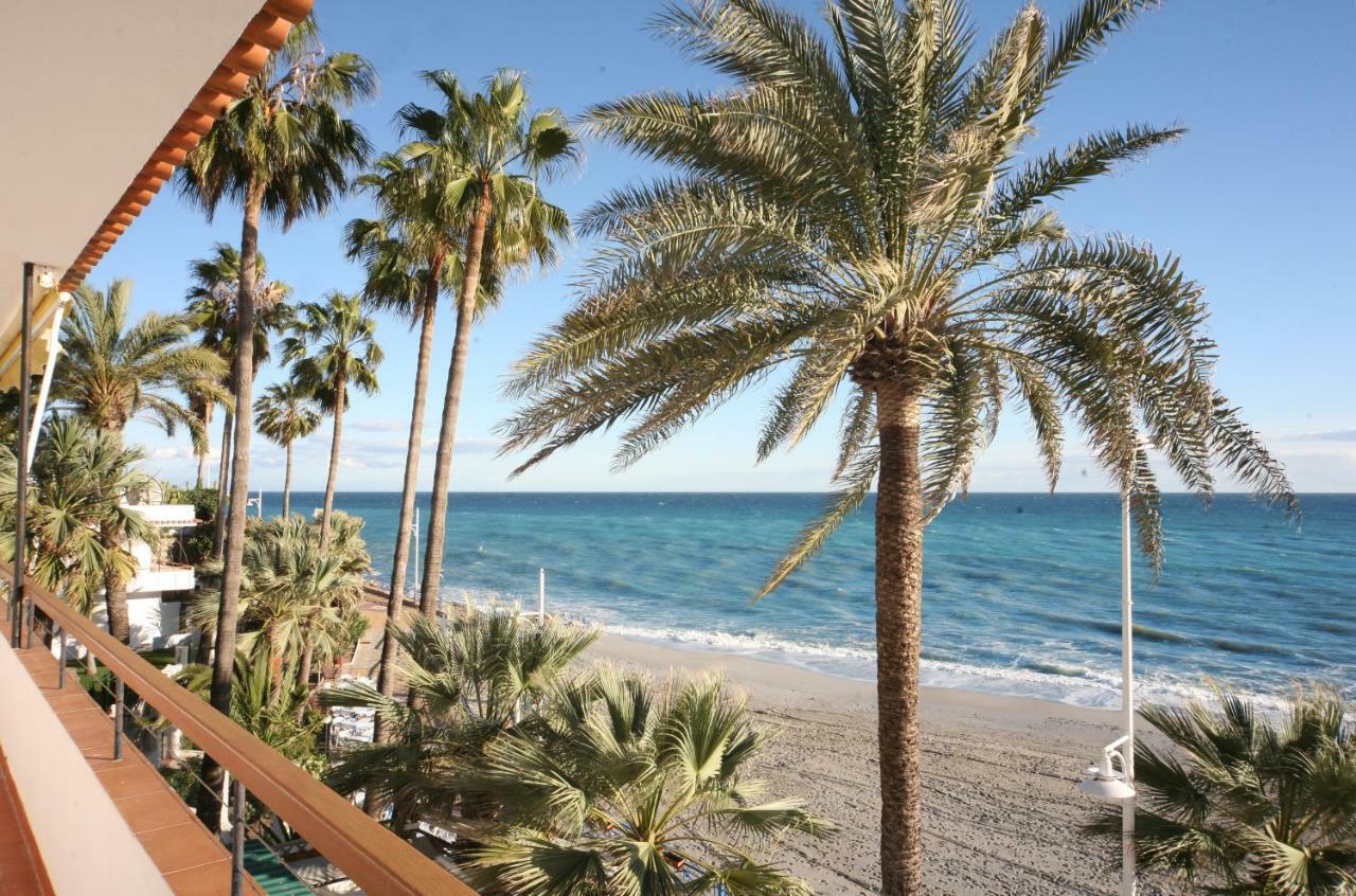 Apartamentos Playa Torrecilla Nerja Eksteriør billede