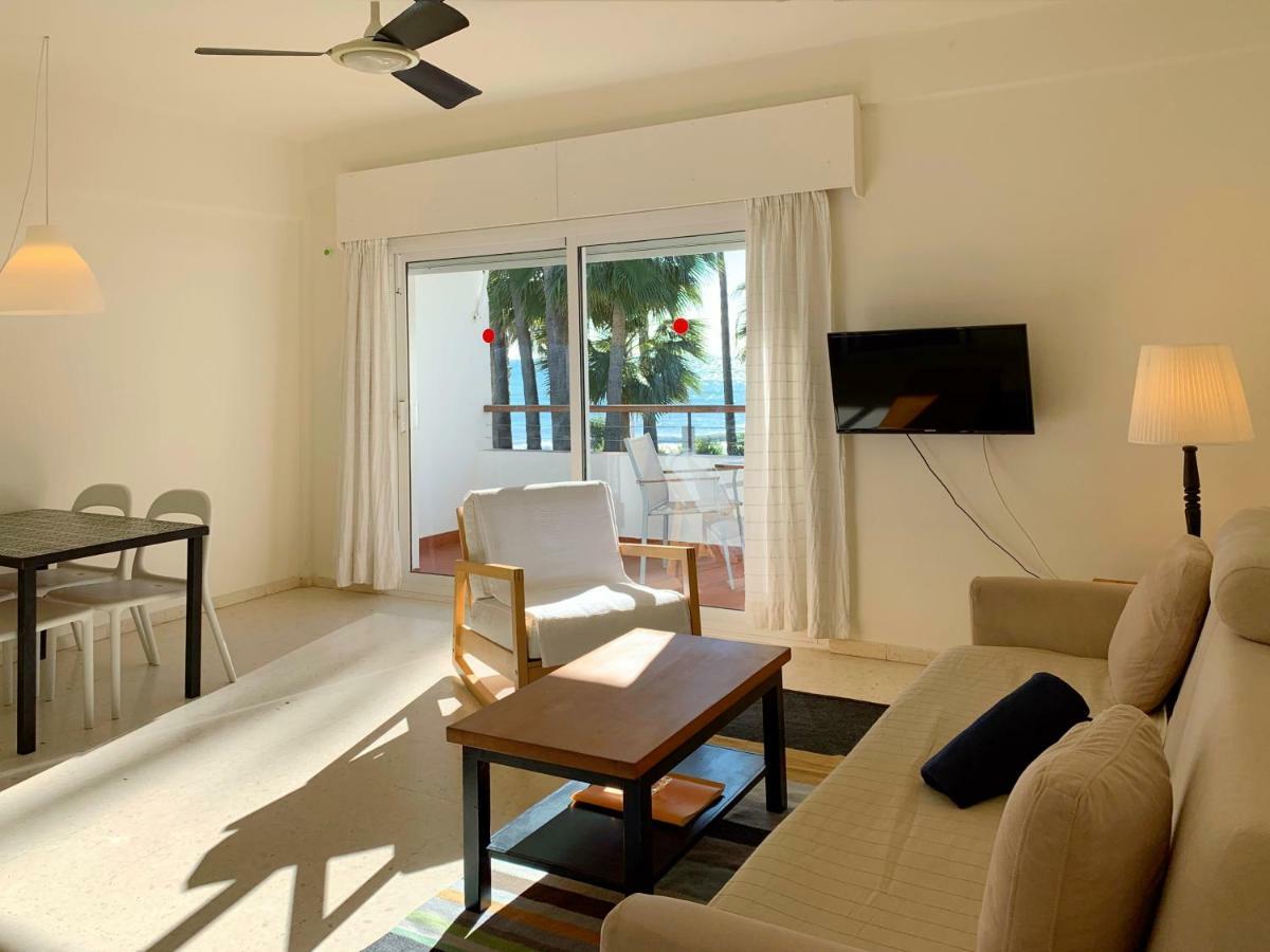 Apartamentos Playa Torrecilla Nerja Eksteriør billede